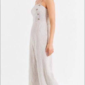 🌈❤️LAST DAY! UO linen jumpsuit S